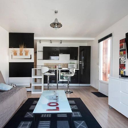 Maison *** Avec Cour 3Km Plage Et La Rochelle Saint-Vivien  المظهر الخارجي الصورة