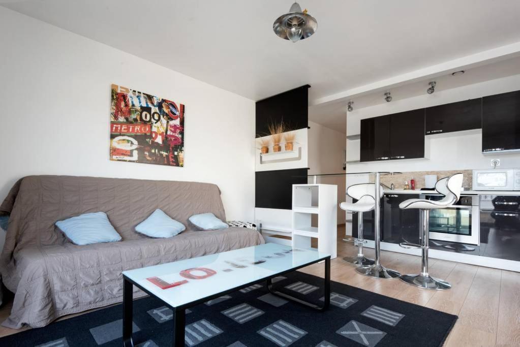 Maison *** Avec Cour 3Km Plage Et La Rochelle Saint-Vivien  المظهر الخارجي الصورة